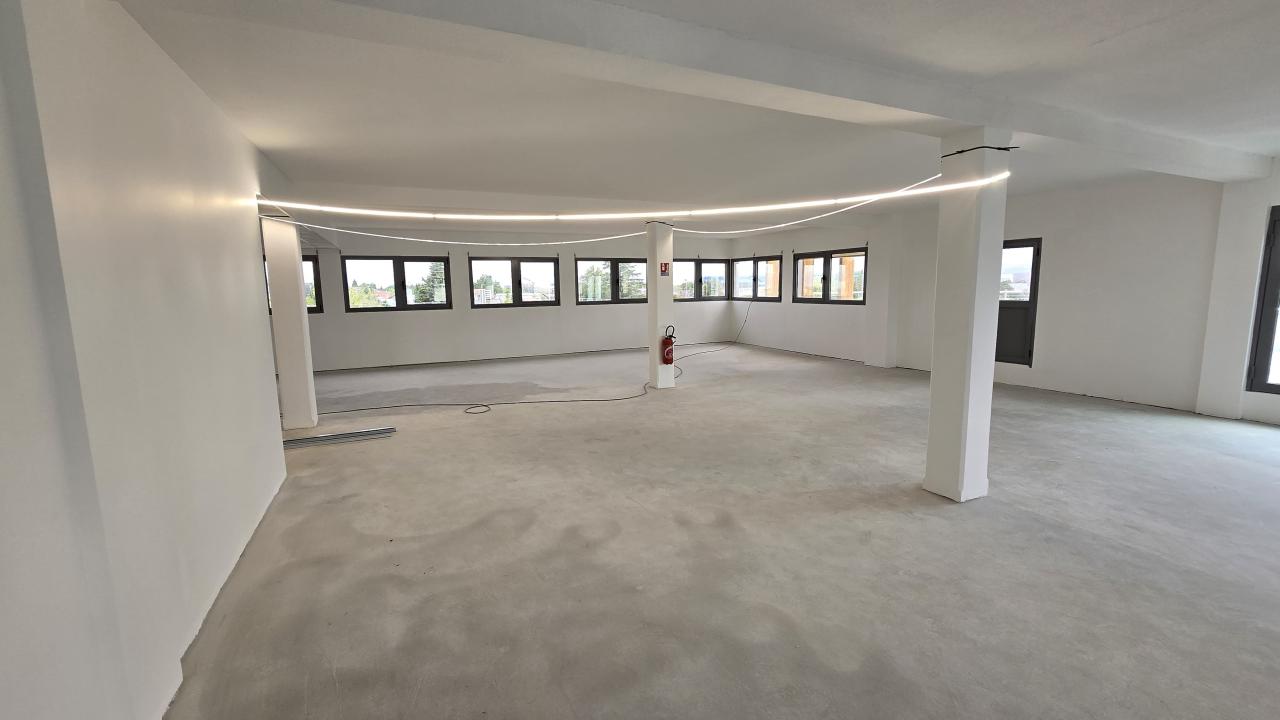 Bureau Blagnac 3122m² Location bureau Blagnac Haute-Garonne OLBUR2309032 9